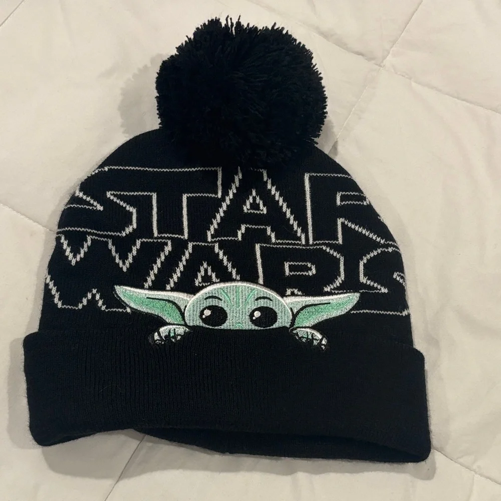 Star Wars Black and Green Kids Pom-Pom Hat
